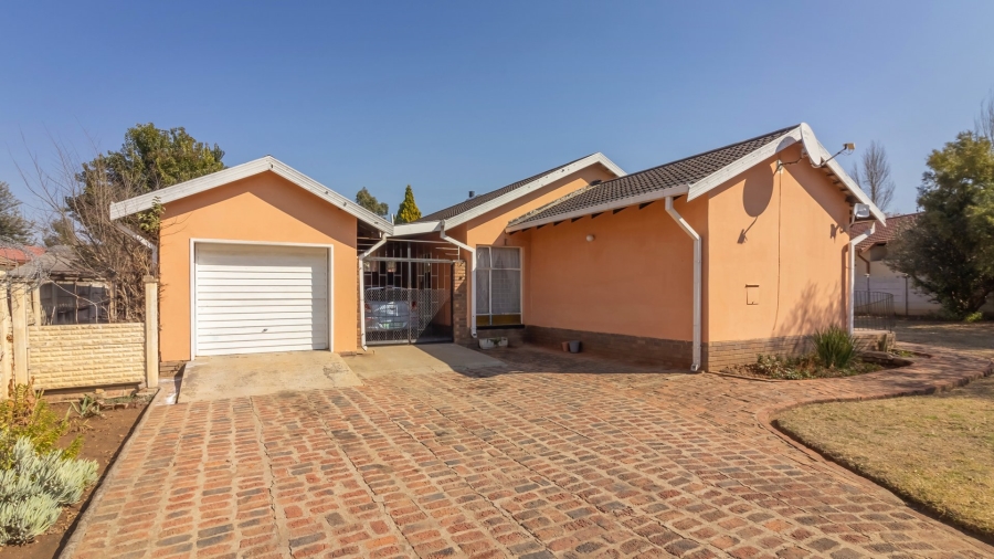 4 Bedroom Property for Sale in West Park Free State
